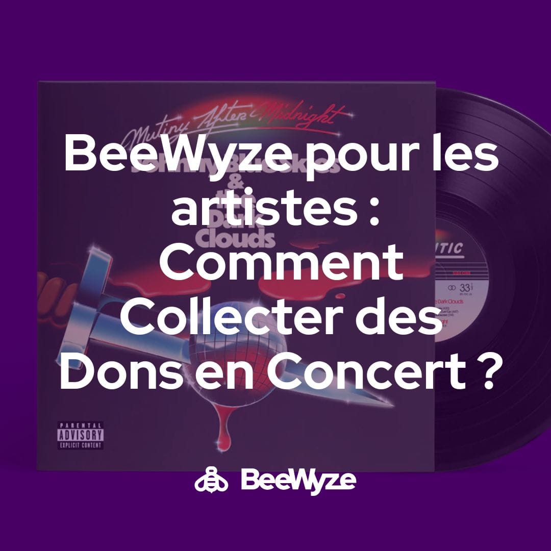 Vinyle posé sur une platine dans une salle de concert intimiste, éclairage tamisé